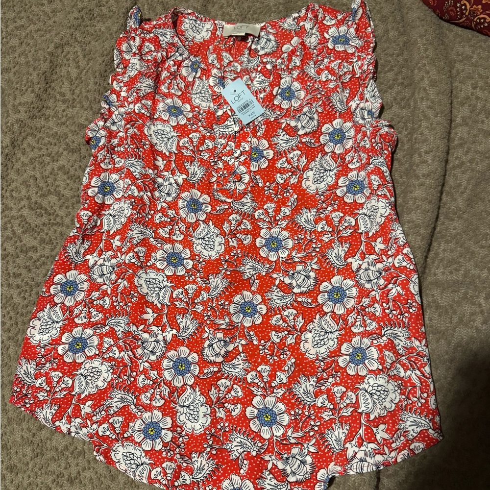 Floral Red Sleeveless Top nwt